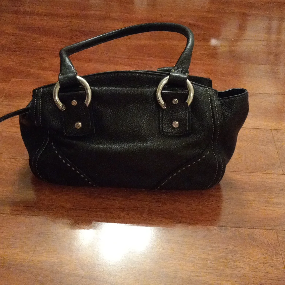 Purse - Picture 1 of 1